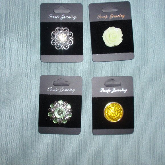 18mm Snap Bracelet Jewelry Bundle With 4 Snaps Rose Flowers - Picture 7 of 12